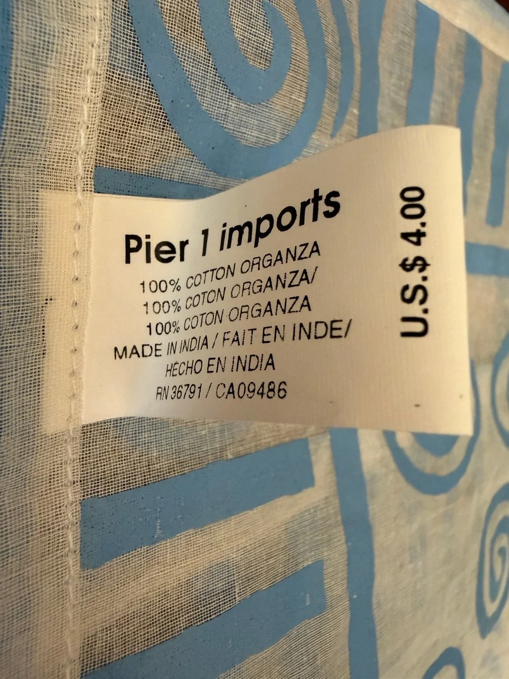 Pier 1 Imports Blue Geometric Swirl Napkins And Placemats Set Of Four
